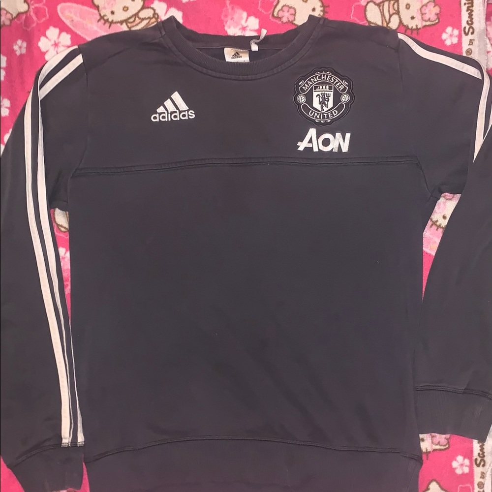 Vintage Adidas’s Manchester United sweatshirt